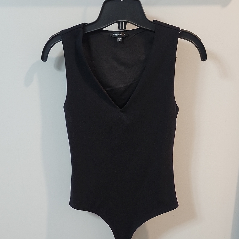Dynamite Black Fitted Sleeveless Bodysuit
